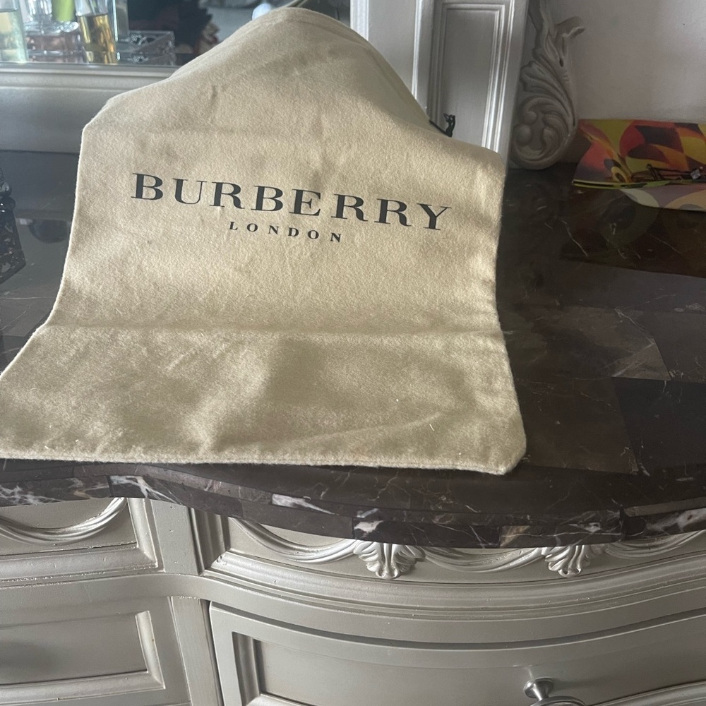 Burberry London Cream Dust Bag